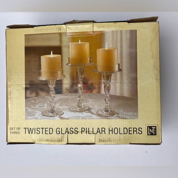 SET OF THREE TWISTED GLASS PILLAR HOLDERS CANDLE 8", 7",6" ELEGANT TWISTED GLASS - Picture 8 of 9